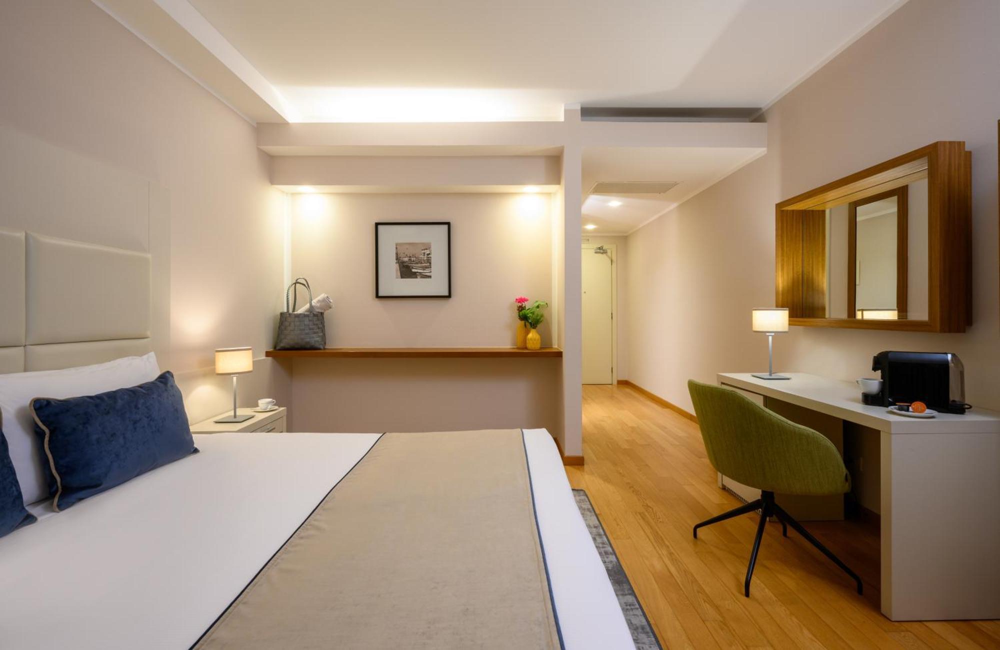 Leonardo Hotel Lago Di Garda - Wellness And Spa Lazise Ngoại thất bức ảnh