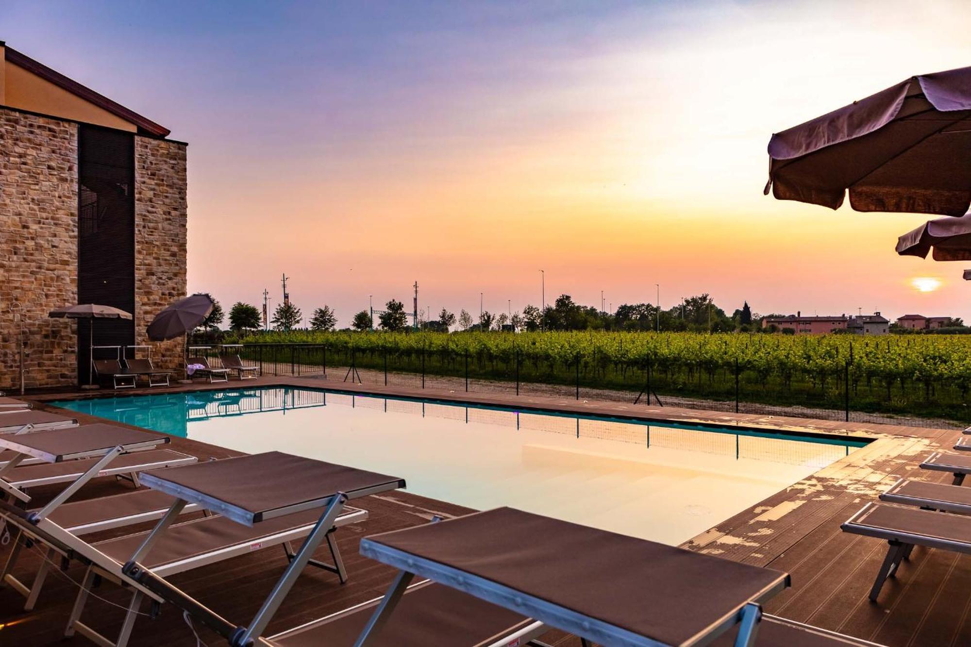 Leonardo Hotel Lago Di Garda - Wellness And Spa Lazise Ngoại thất bức ảnh